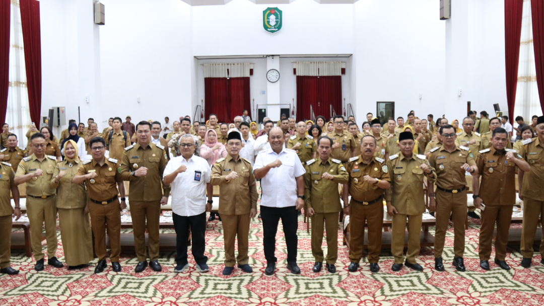 Gotong Royong Sukseskan MBG, BGN Kabupaten Natuna dan Pemda se-Provinsi Kalbar Teken MoU 